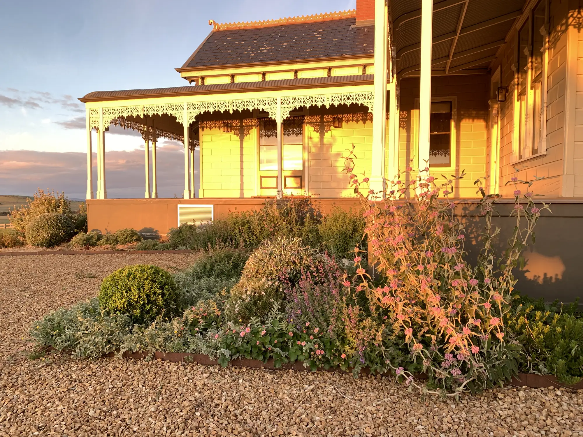 Romany Lambert Smeaton - Homestead - After 08