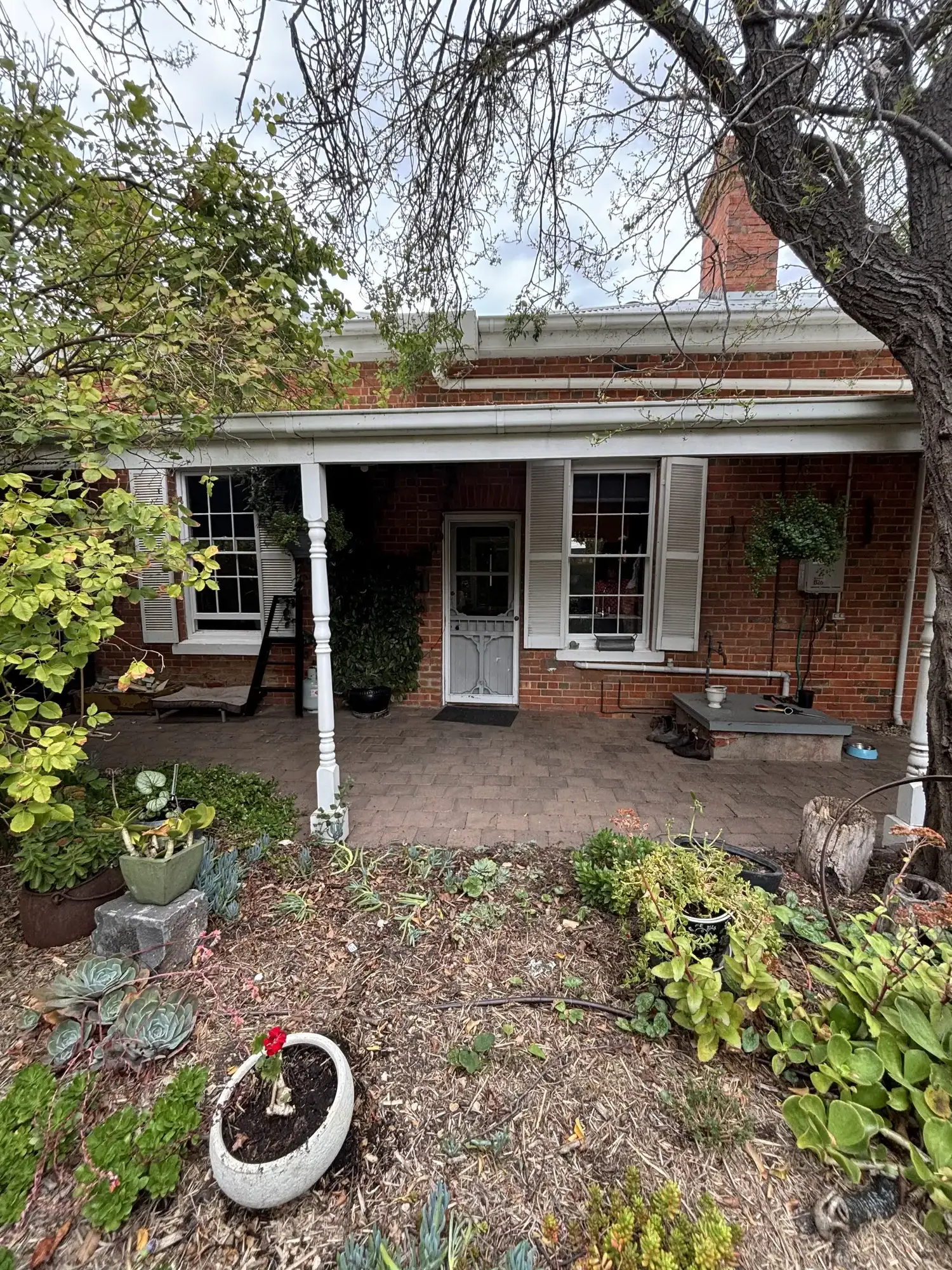 Romany Lambert Talbot - Country House - Before 01
